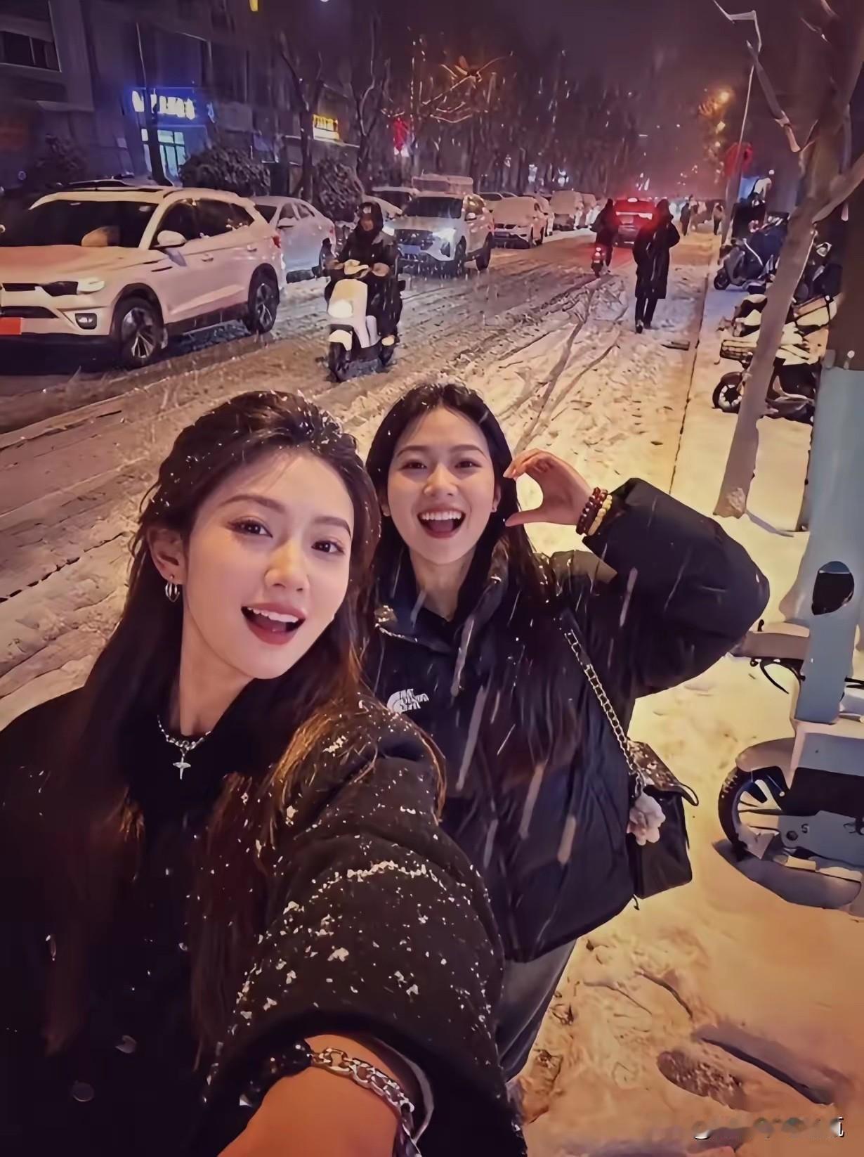 这是双胞胎吗，在线等