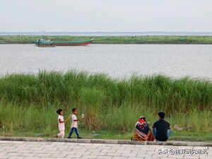 《经济时报》5月13日报道，孟加拉国近日批准帕德玛河（Padma river）拦