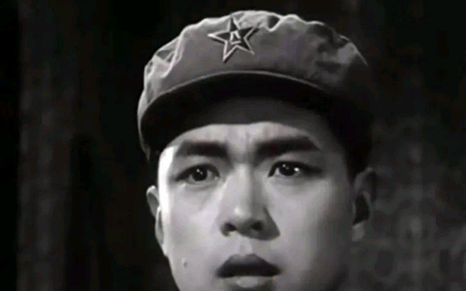 迟志强的人生堪称一部传奇。1983年，25岁的他因“流氓罪”入狱四年，从全国知名