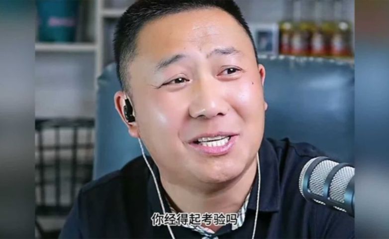 比亚迪海豚直降3万！落地仅7万配液冷散热，这性价比还要啥自行