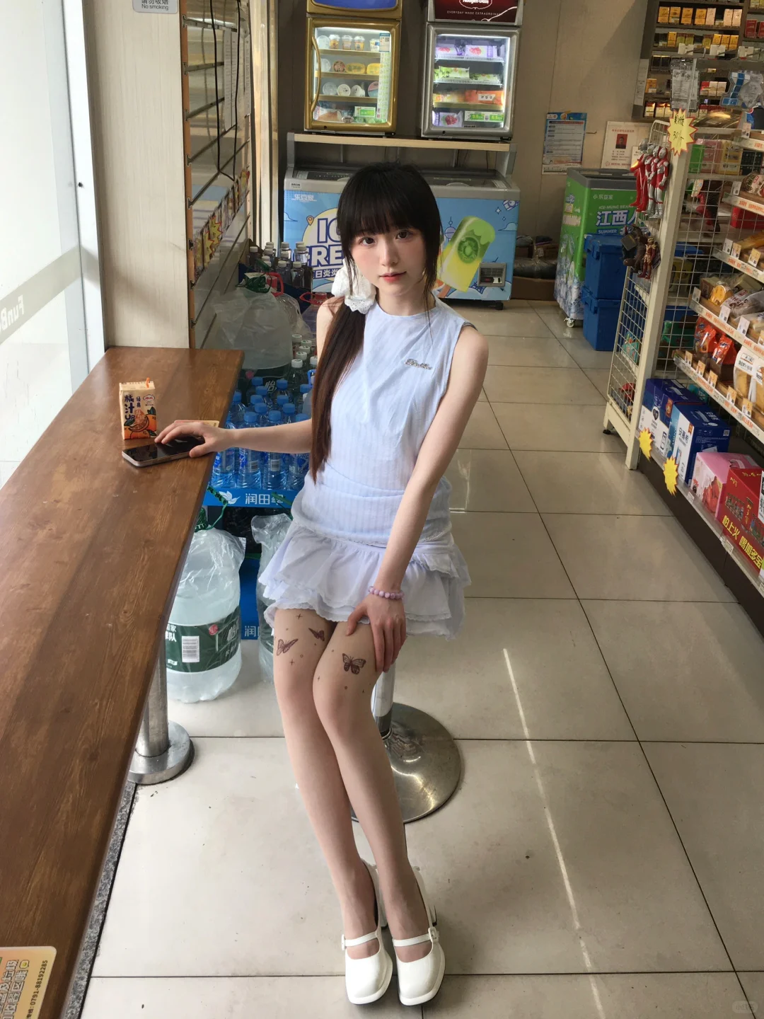 コンビニで