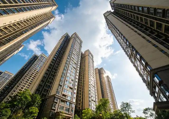 当下楼市的核心症结，早已不是北上深等核心城市的库存压力，而是全国楼市层级失衡带来