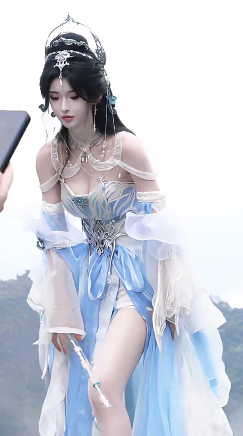 梦幻古风仙子，手持魔杖，仙气缭绕