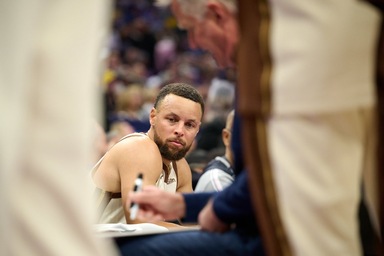 #勇士附加赛对阵快船##NBA西部季后赛对阵出炉#   勇士客场不敌快船。库里全