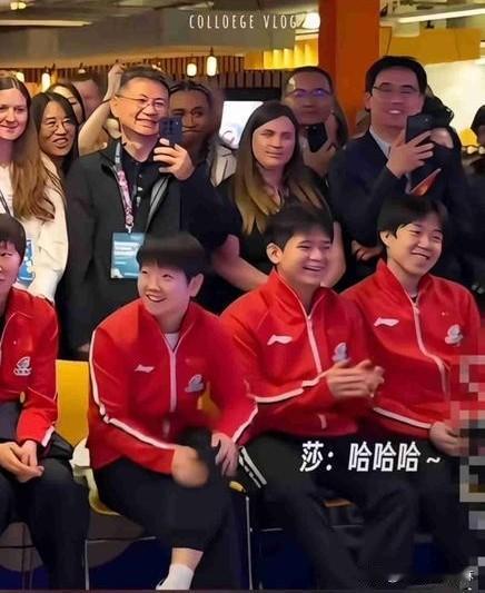 团体赛让大家其乐融融！昨天晚睡的人又有福利了！

国乒包揽男女团体冠军🏆🏆后