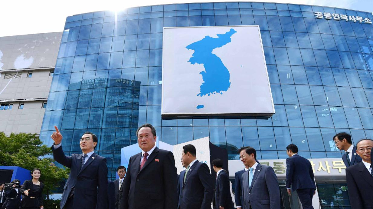 有一天朝鲜和美国和解，韩国又该如何相处？朝鲜取消了半岛统一的相关结构，将南韩视为