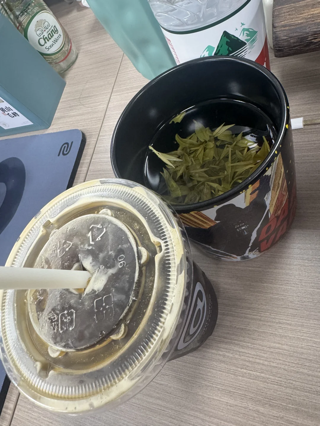 上班就是咖啡因☕️+茶多酚🍵