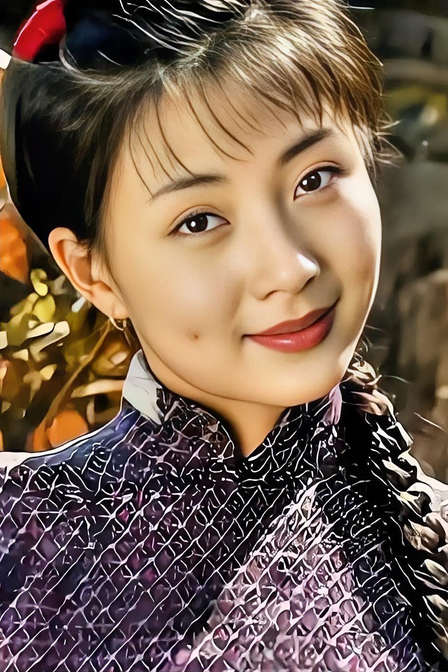 殷桃这二十年，真是把“演员”俩字刻进了骨子里。27岁演《搭错车》的阿美，哭戏能让