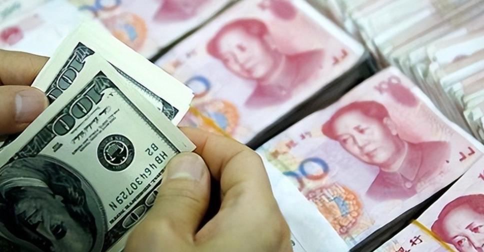 全球货币体系正在由美元单极向多元格局转换，美国债务规模扩张，美元的全球货币地位存