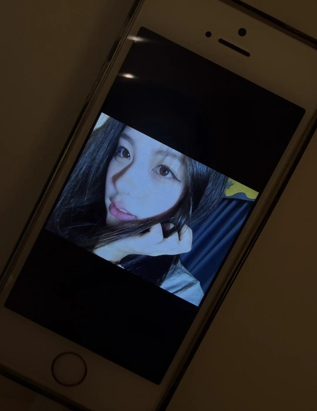 左滑看5s导出
本人已经决定和5s结婚👰原相机 古早