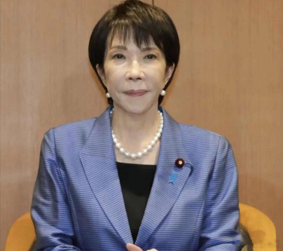 有一点实在是想不通，日本前脚刚发生7.7级大地震，老百姓亟待救援，作为首相的高市