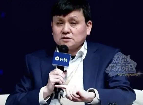 王小川公开回应张文宏

2026年1月22日，百川智能创始人王小川对复旦大学附属