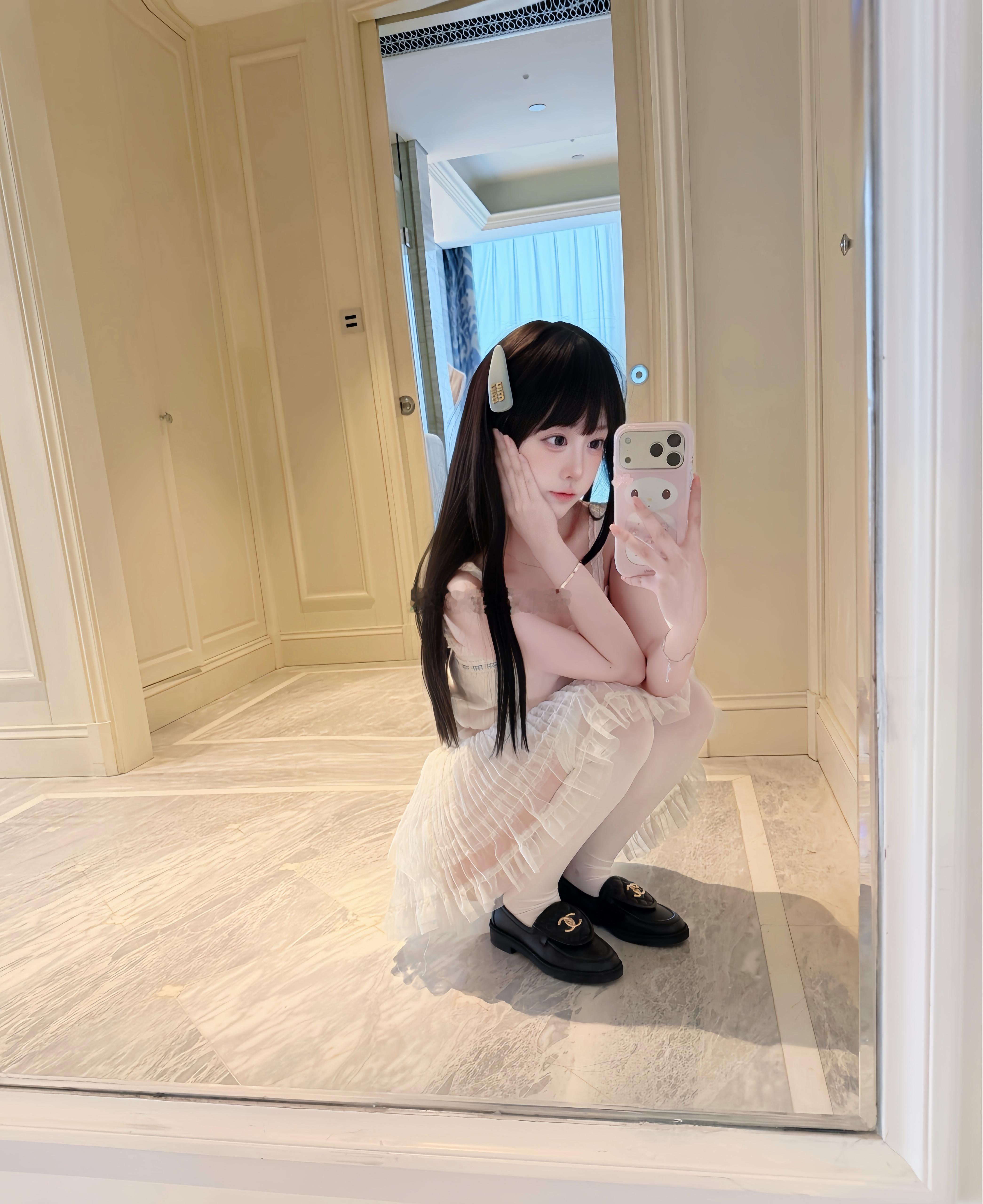 孤独的人需要陪伴型人民币 迷茫的人需要指引型人民币 脆弱的人需要守护型人民币….