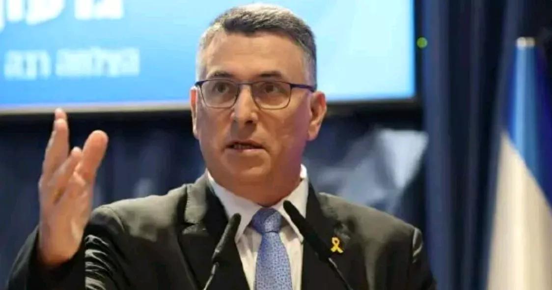 以色列外长宣布，不允许法国参与以黎停火谈判。

《费加罗报》报道，当地时间10日