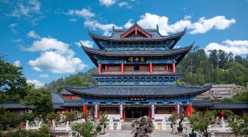给大家深扒一所云南本土，被严重低估的公办师范院校——楚雄师范学院。
有些家长一听