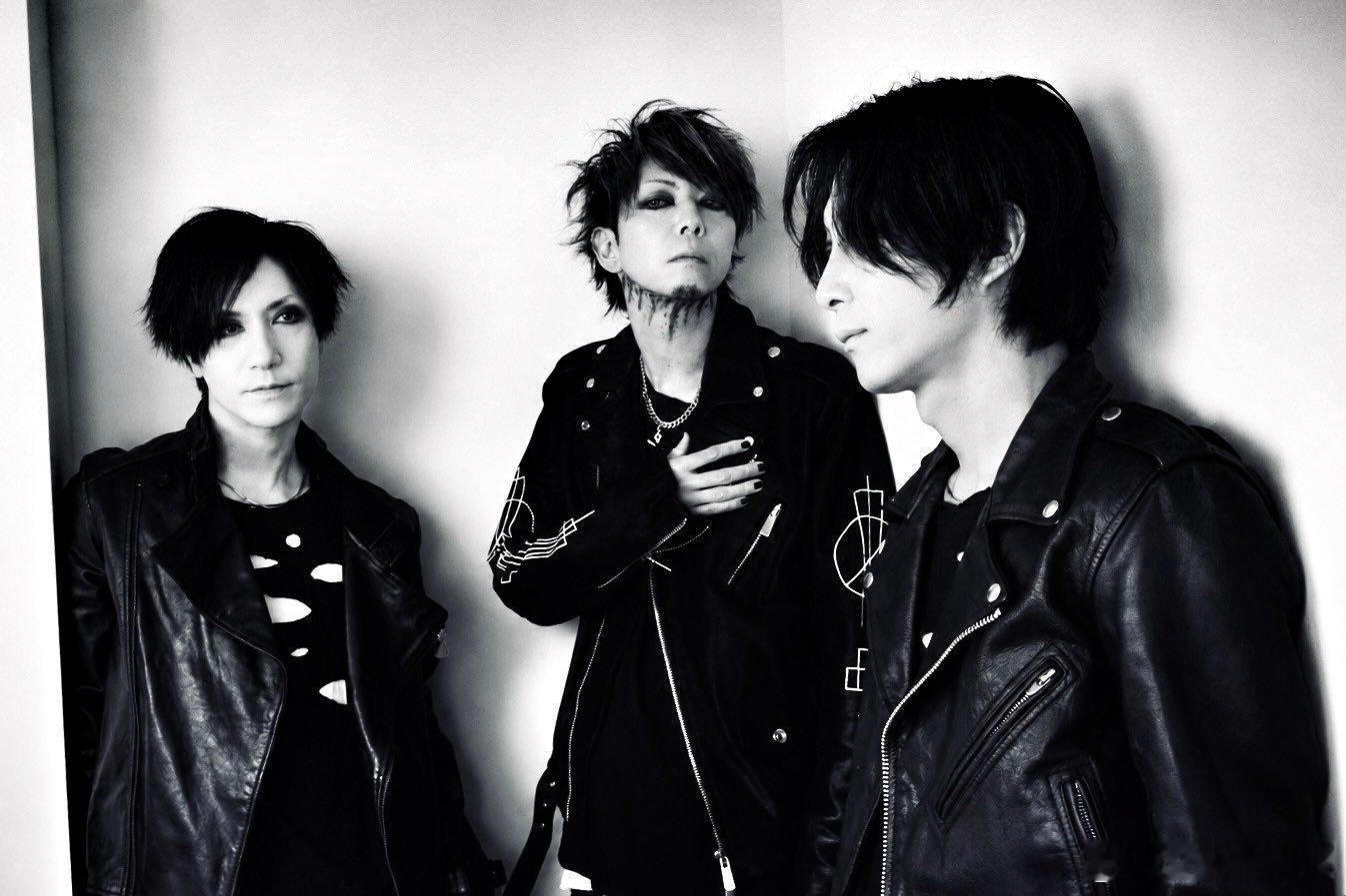⭐NEW LOOK⭐ E.T新アーティスト写真公開！ 