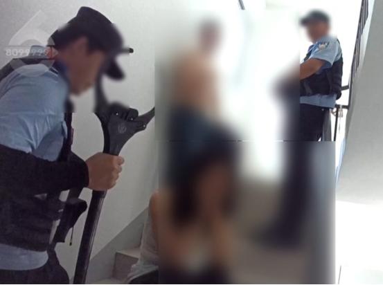 民警差点没崩住！云南一对夫妻食菌中毒，输液中途溜回家后出现幻觉，男子以为妻子是蛇