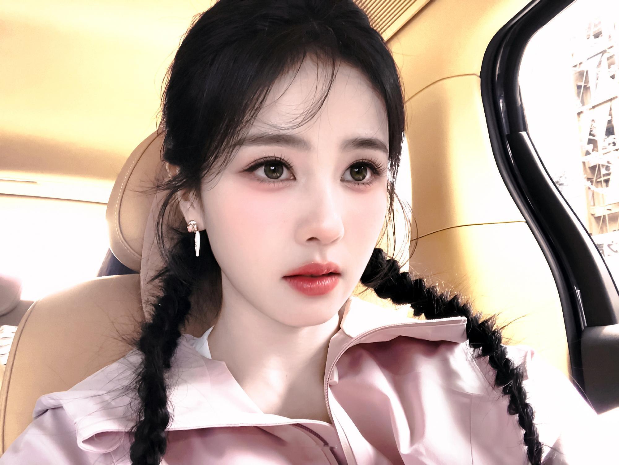 白鹿[超话]🦌白鹿0923生日快乐 🦌幸福鹿923号“候鸟奔赴南方，我一心一