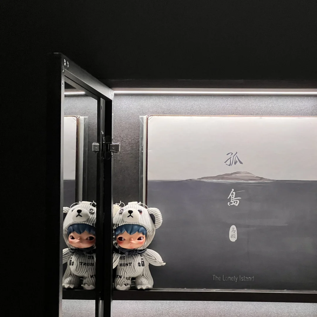 🌊孤岛旁住进了自由的灵魂｜Hirono