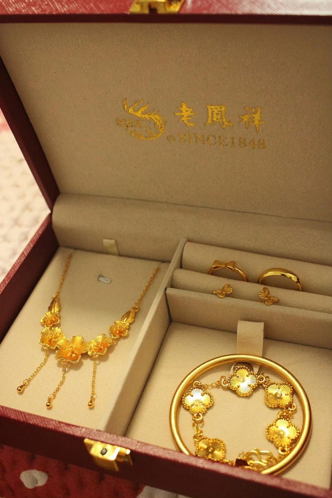 给了结婚对象 8.8 万的彩礼，他们家凑了 10 万，共 18.8 万作为小家的