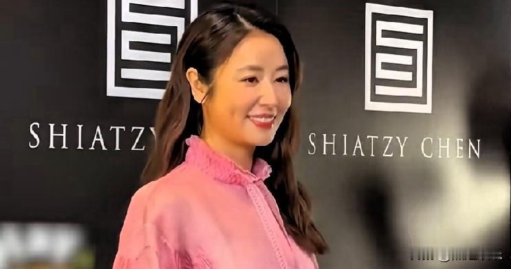 霍建华一块肥皂洗全身，连个脸都不愿意做，假如你有这样的老公，你能忍多久？

林心