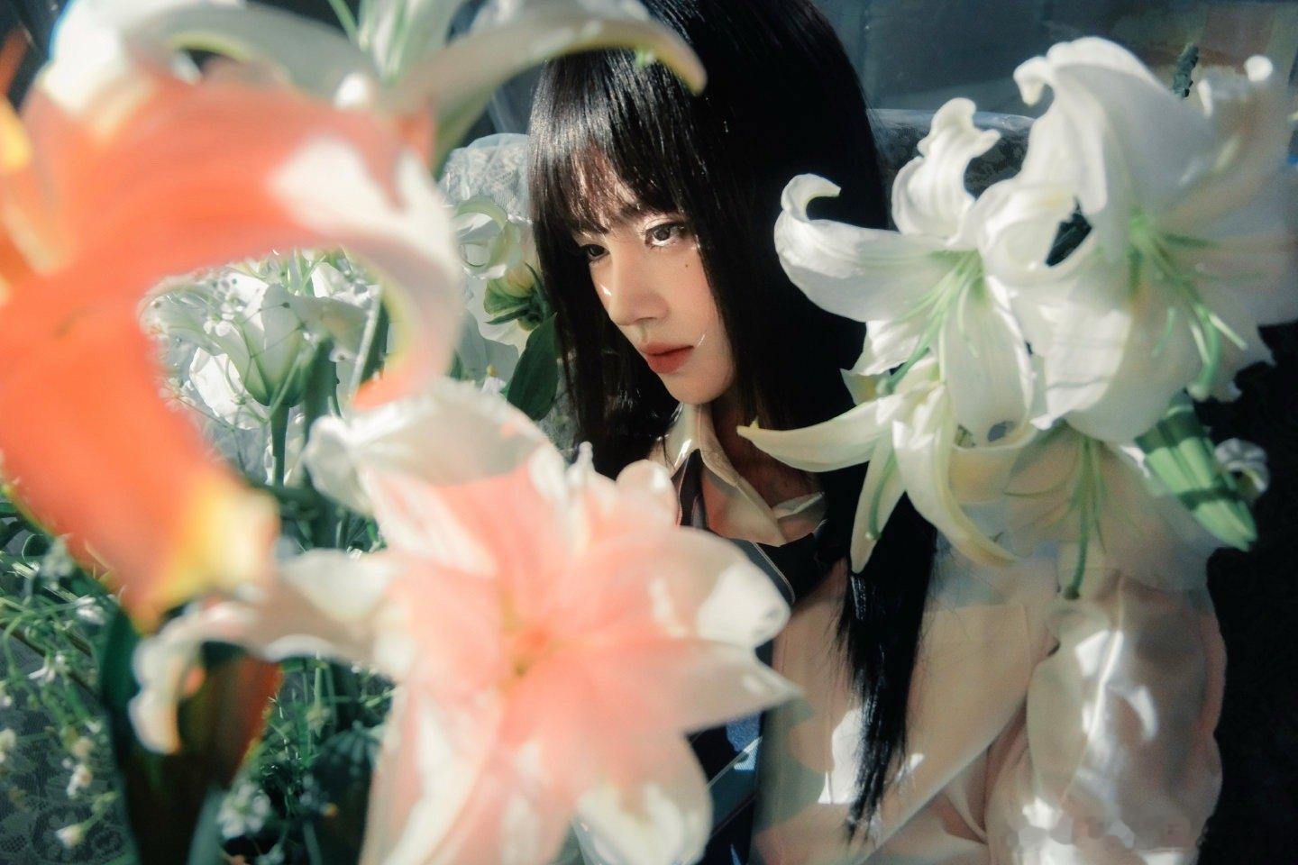 鞠婧祎水莲少女好浓的阴湿女鬼味儿 🍊宝美得轻轻松松😭!!!! ​​​