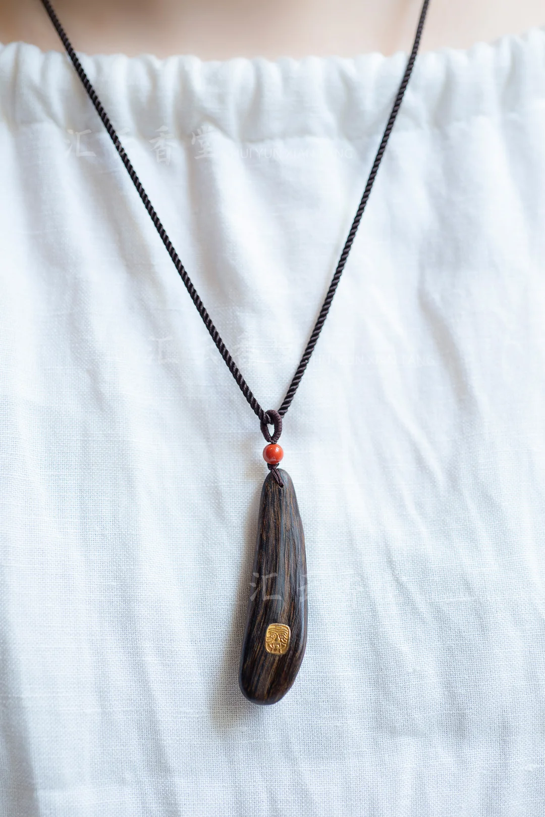 扎基拉姆暴力招财，沉香随型吊坠❤️❤️