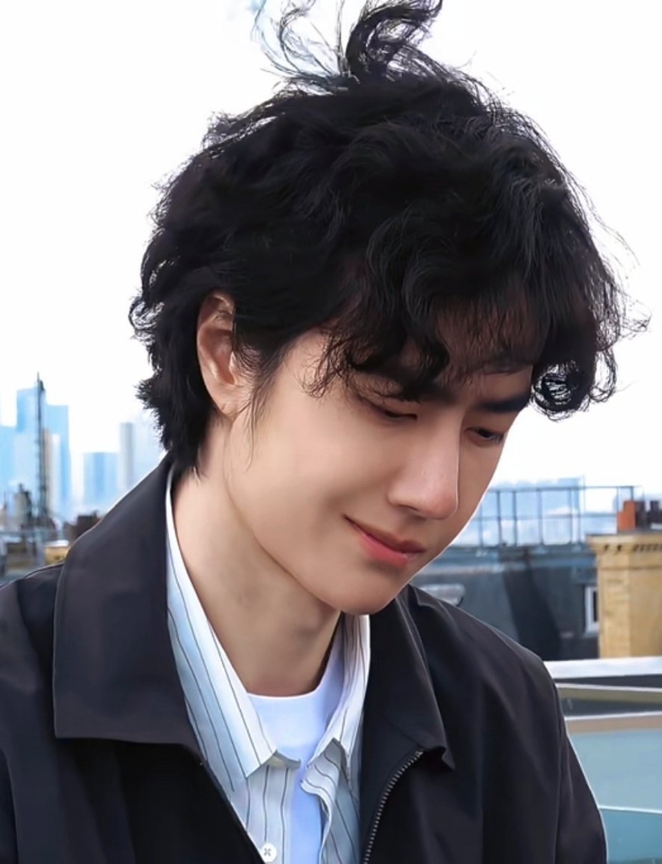 也真是奇怪，丙午年对我来说是很重很重的食伤，但我的表达欲反而大大降低，没前几年爱