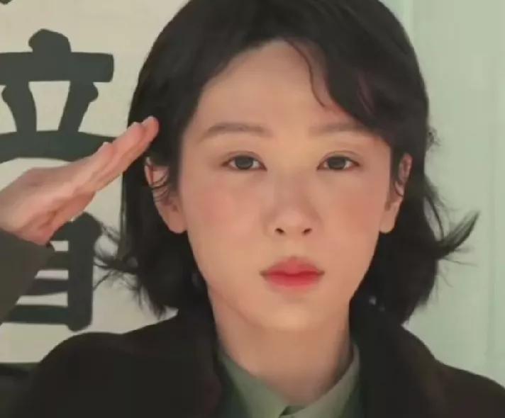 杨紫新剧造型这么辣眼，为什么还全网夸？你们知道吗？杨紫演技