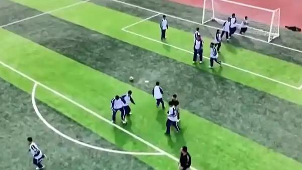 3月2日起，全国中小学陆续开启春季新学期，在多个方面迎来新政策、新变化，为学生成