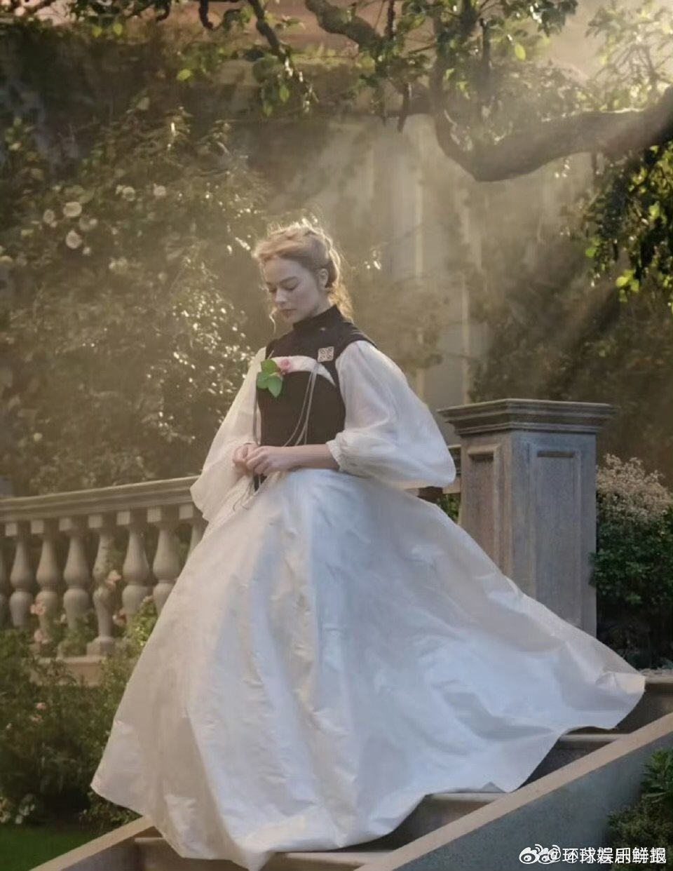 呼啸山庄爆改情欲农场这哪是呼啸山庄，分明是情欲农场！翻拍尺度大到离谱，爱恨都拍得