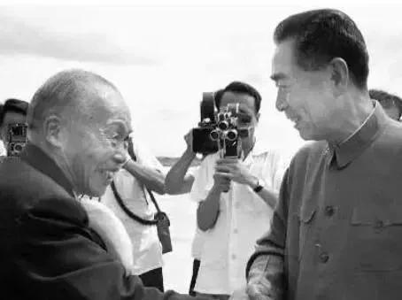 开国大将中，张云逸资历排第一，李宗仁回国后，周总理对他说：“你资历比他高，就让你