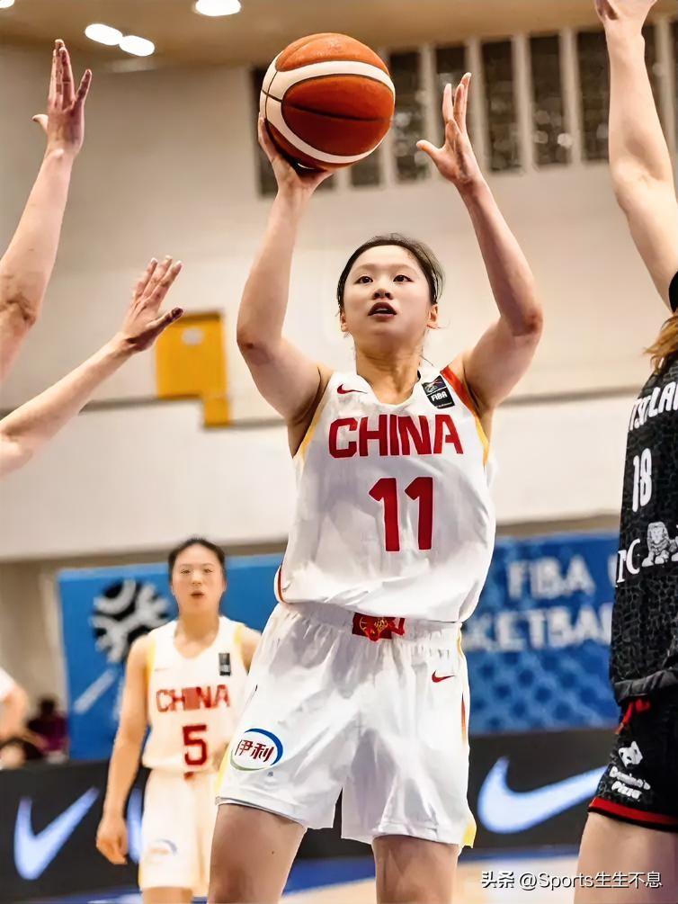 中国女篮新一代年轻球员(U17)简介:(一)
李沅珊，17岁，江苏苏州人，身高一