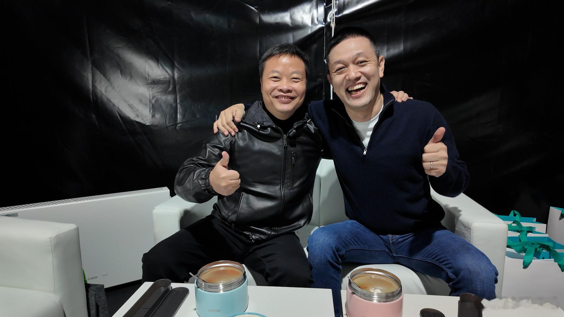 这真的是真爱呀！ 何小鹏冬至探班李斌送汤圆  李斌还要开自己的NIO Day这边