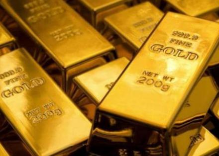 法国抛售了存放在美联储的全部黄金，我们的呢。据法国央行（BdF）宣布，2025年