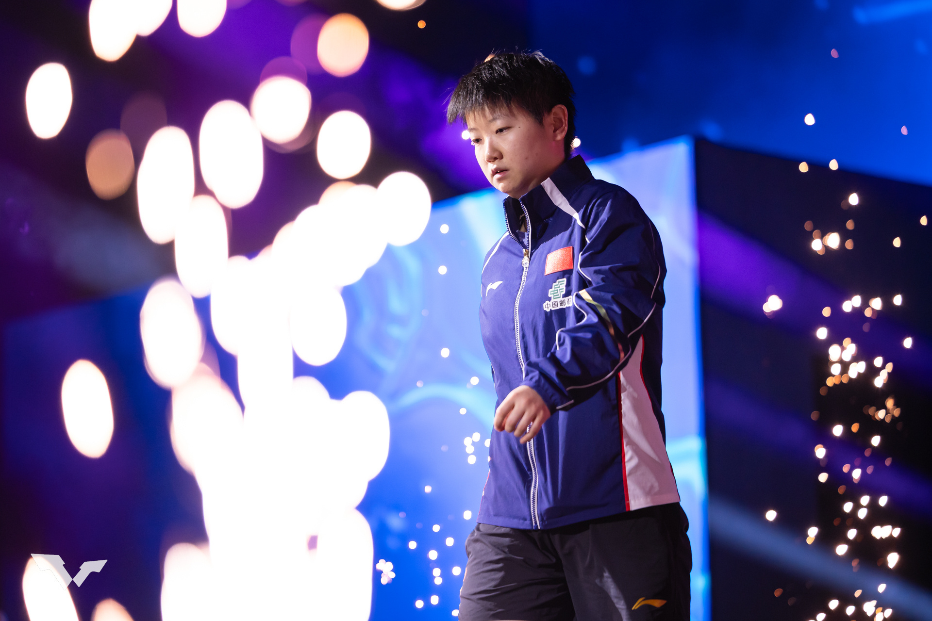 孙颖莎反复说这句话的真相 刚在新加坡大满贯捧杯，孙颖莎转身来到重庆，据CCTV5