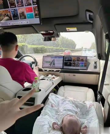无知者无畏……

这不是比耶，这是倒计时…… 