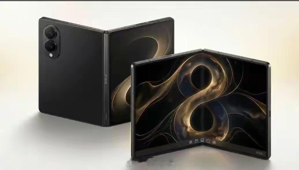 谁用折叠屏没被黑边烦过？！这次的Fold Wide直接上4:3宽屏，展开就是小平