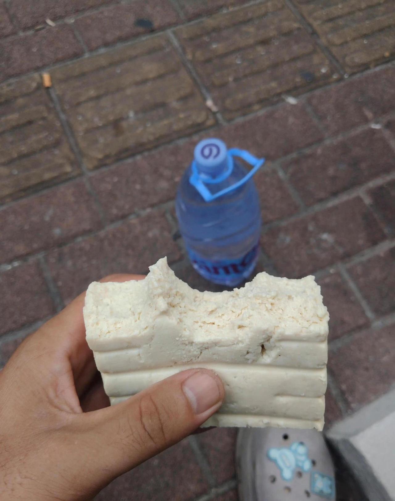 生活所迫