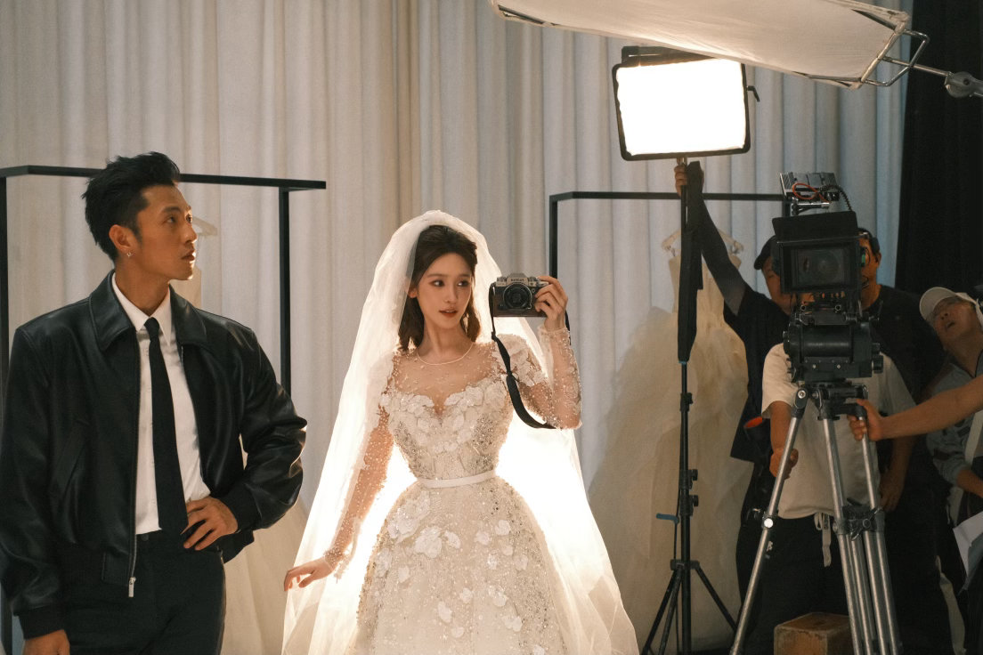 赵熙玥夏程程人间清醒 夏程程爱的时候掏心掏肺，什么都愿意。看清不值得之后，绝不内