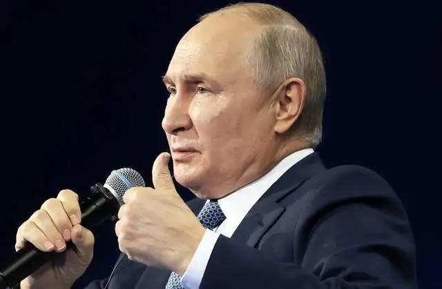 普京加速向东看，边境口岸却拖后腿，俄终于要补齐这条关键铁路

俄乌冲突以来，俄罗