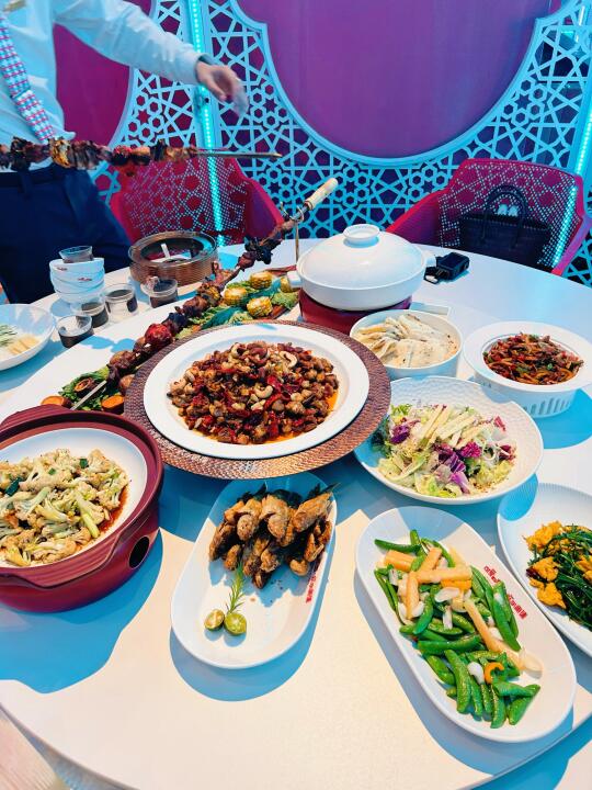 惊！这里和木卡姆宫殿长得一样！！