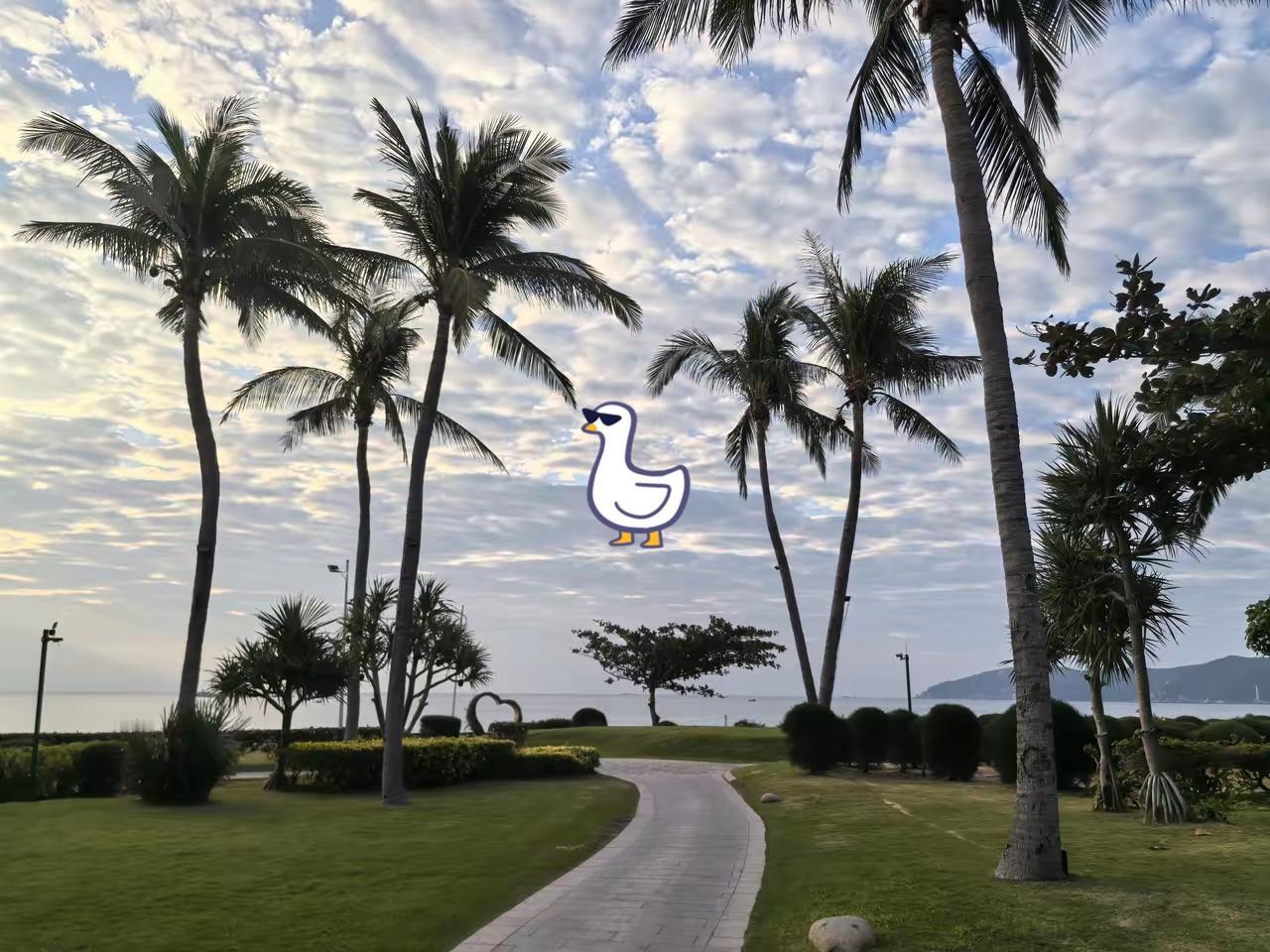 很多大佬到现在还没意识到，时代快进到今天之后，人们对精英正在祛魅，不仅祛魅，而且