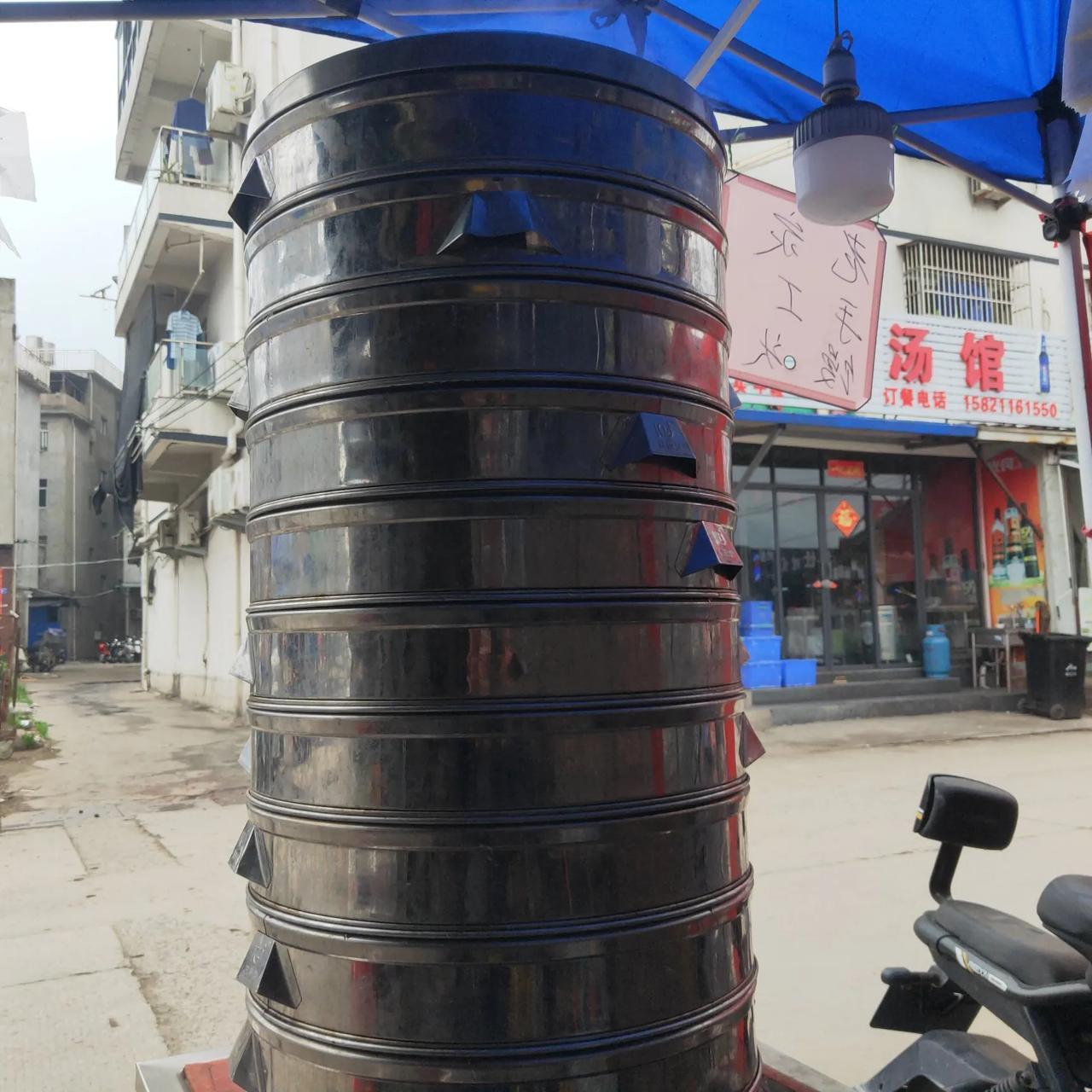 上联：风起风息风未语；诚邀下联云舒云卷云含情，或:月升月落月长明。分享一张你蒸的