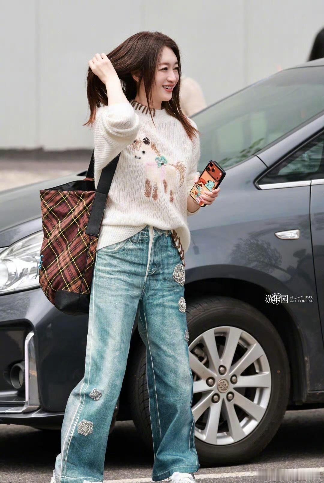 李小冉 名字变迁，魅力不减！李小冉本名李晓冉 期待姐姐在乘风2026带来不一样的