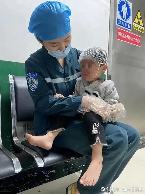 女童车祸后“身心同治”，重绽灿烂笑容

一场无情车祸，让女童身心遭受重创。但幸运