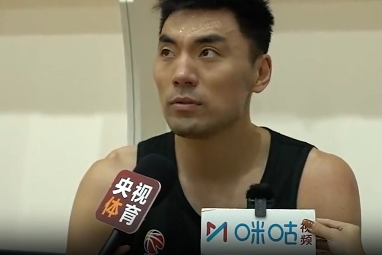李晓旭接受采访谈韩德君：CBA新赛季强度很大，大韩退役我应该是队里感触最深的，因
