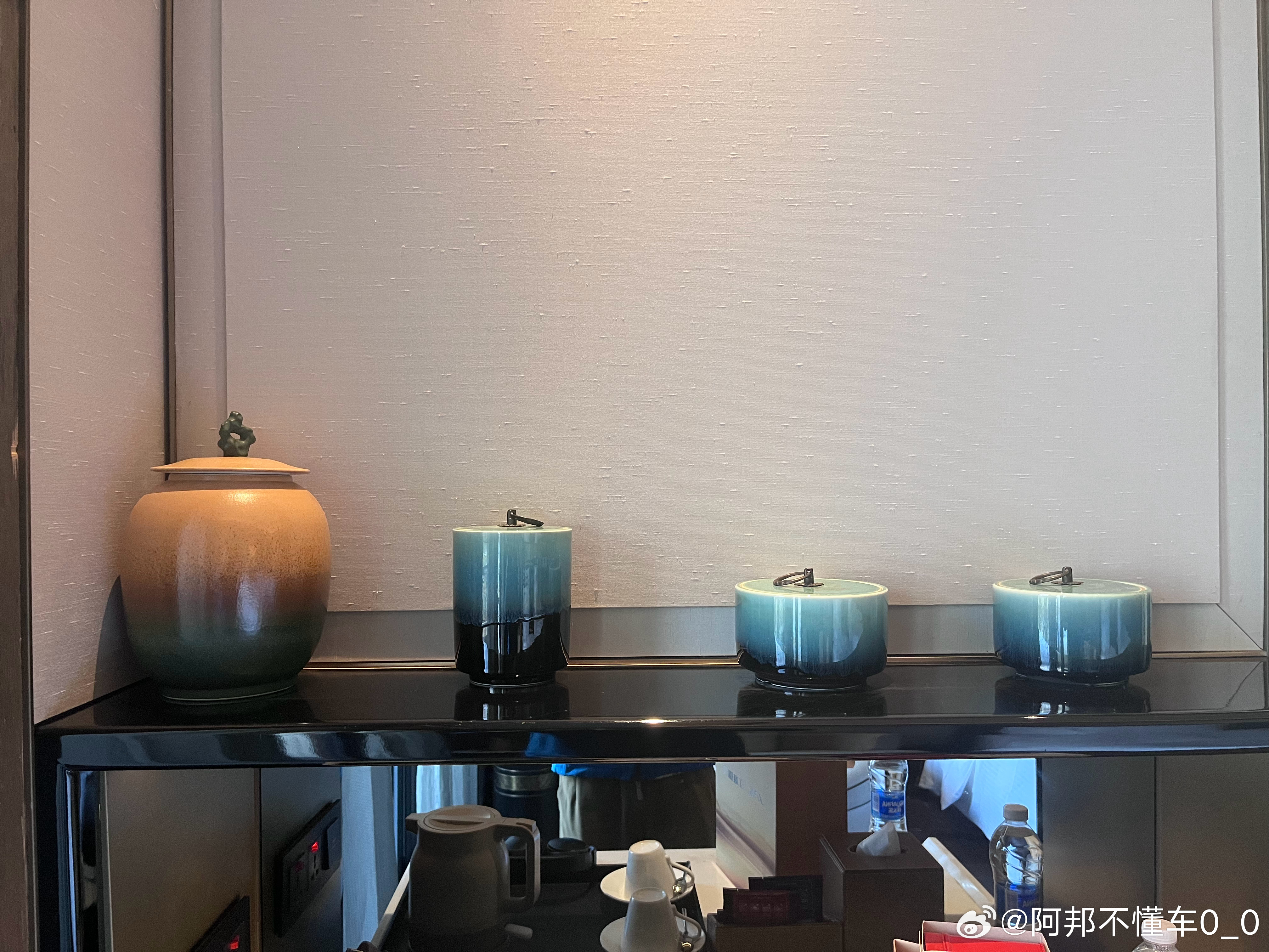 没隔几天，又来合肥了。这个酒店整体设计较为传统，布局也类似三亚那种老钱风。但毕竟