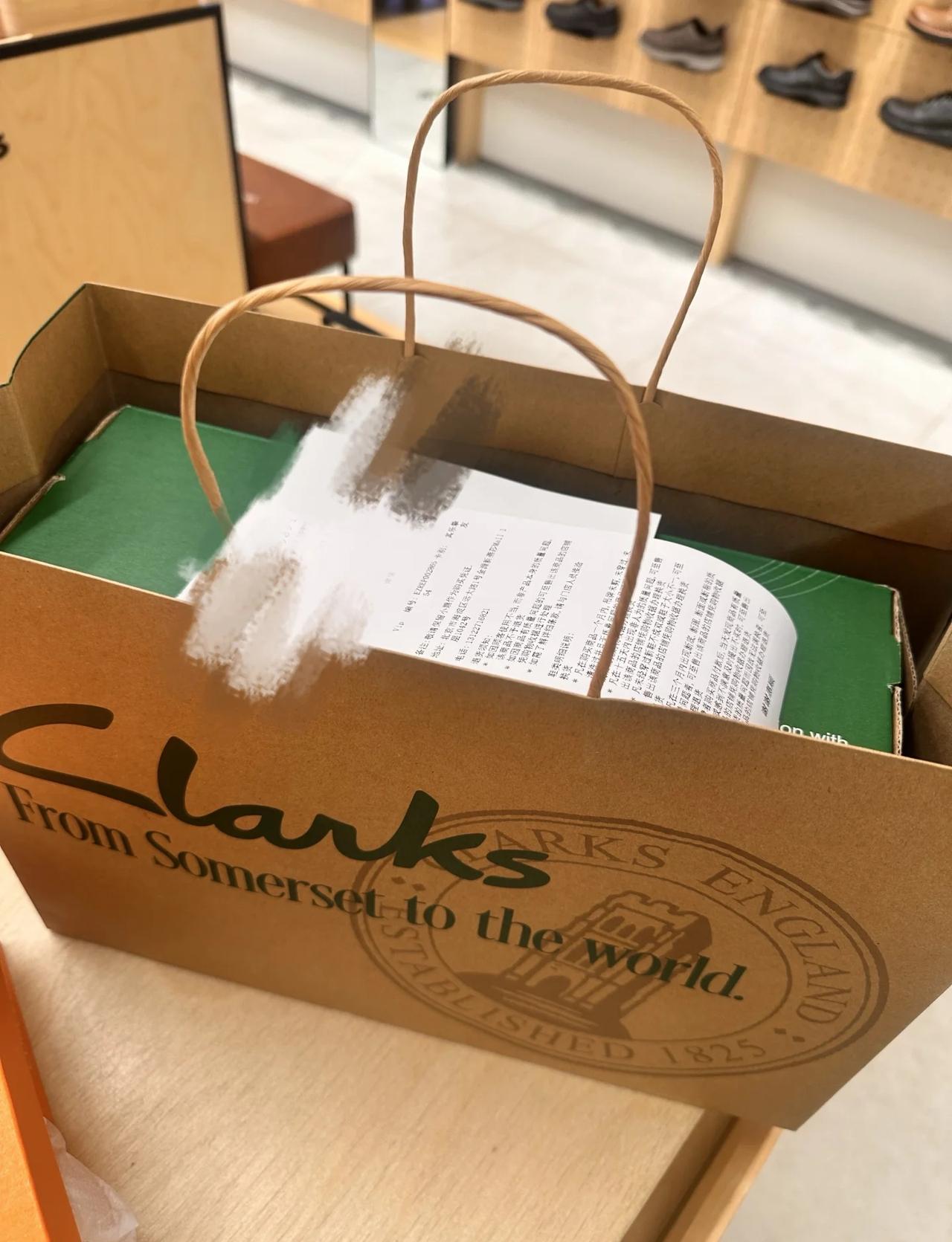 猜猜哪一个👟
clarks 最常穿的鞋 鞋控の日常 无奖竞猜拿捏工作日的通勤鞋