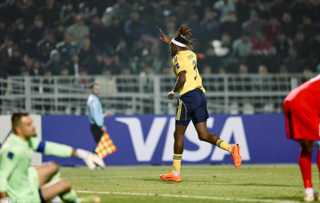 C罗 据利雅得新🔴利雅得胜利以4-0战胜杜尚别独立队后，主教练豪尔赫·热苏斯宣